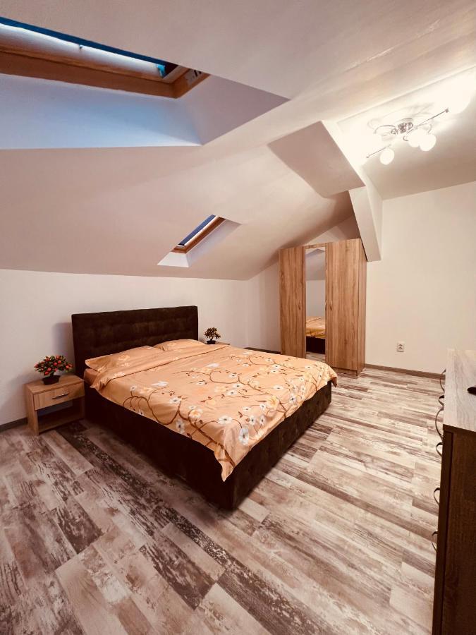 Zizi'S House Garii Apartment Brasov Exterior photo